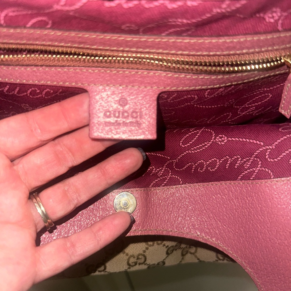 Gucci Vintage Charmy Beige and Pink Shoulder Bag - Picture 3 of 6